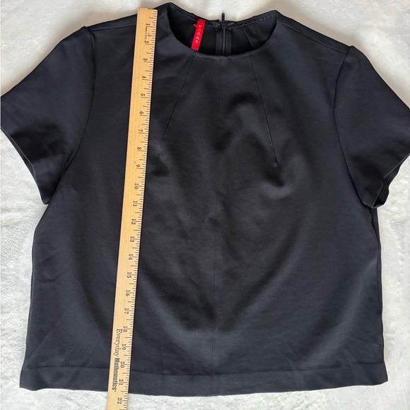 SPANX Top The Perfect Funnel Elegant Black Short Sleeve Size L - Picture 4 of 10
